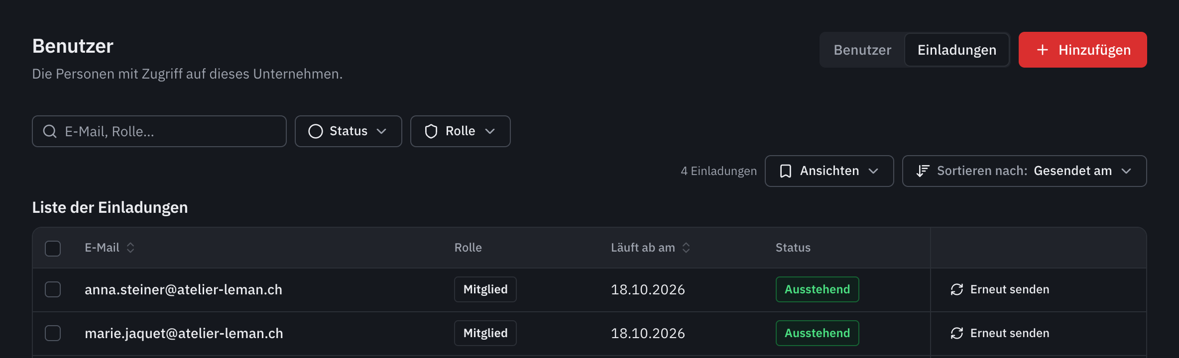 Die Liste der Einladungen: E-Mail, Rolle Betrachter, Ablaufdatum, Status Ausstehend und die Schaltfläche Erneut senden.