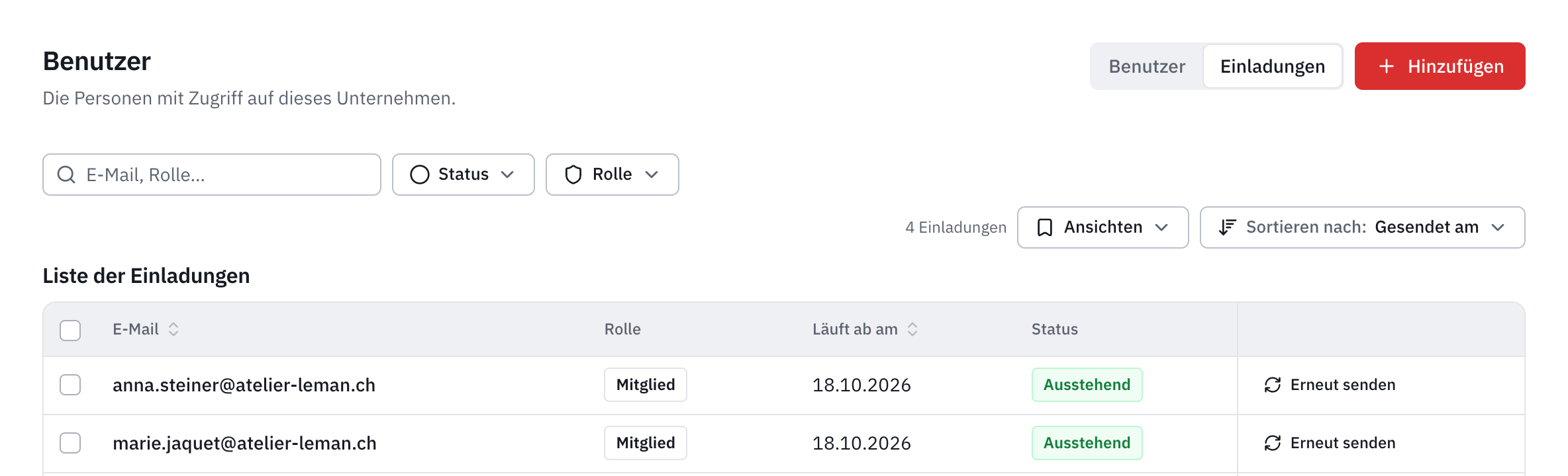 Die Liste der Einladungen: E-Mail, Rolle Betrachter, Ablaufdatum, Status Ausstehend und die Schaltfläche Erneut senden.
