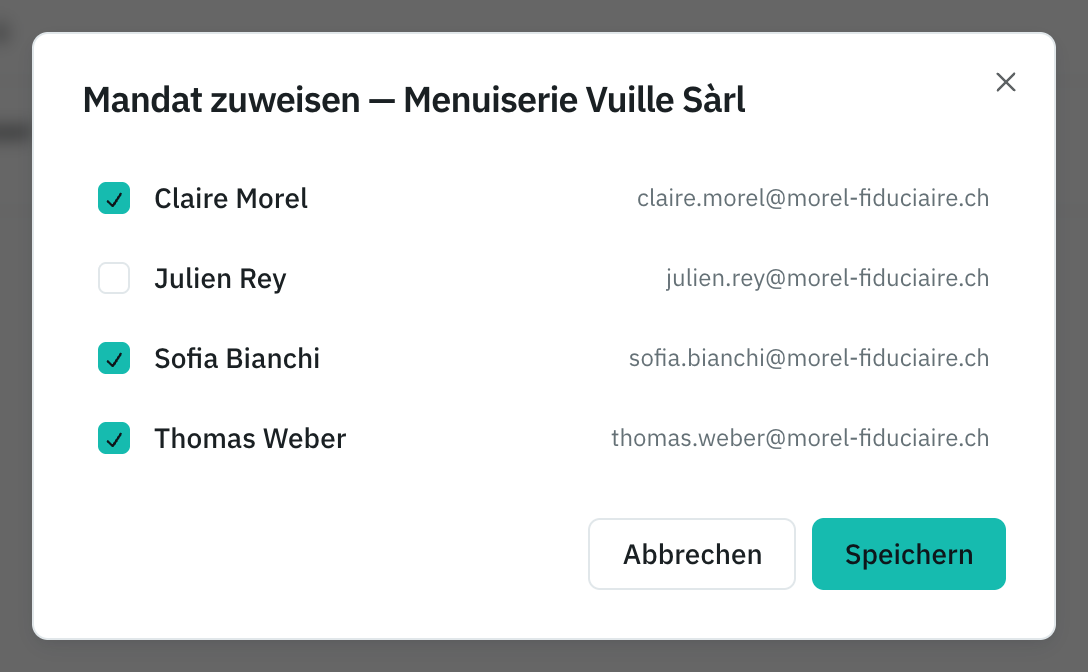Das Fenster Mandat zuweisen: die Personen der Kanzlei, angekreuzt für jene, die es betreuen.