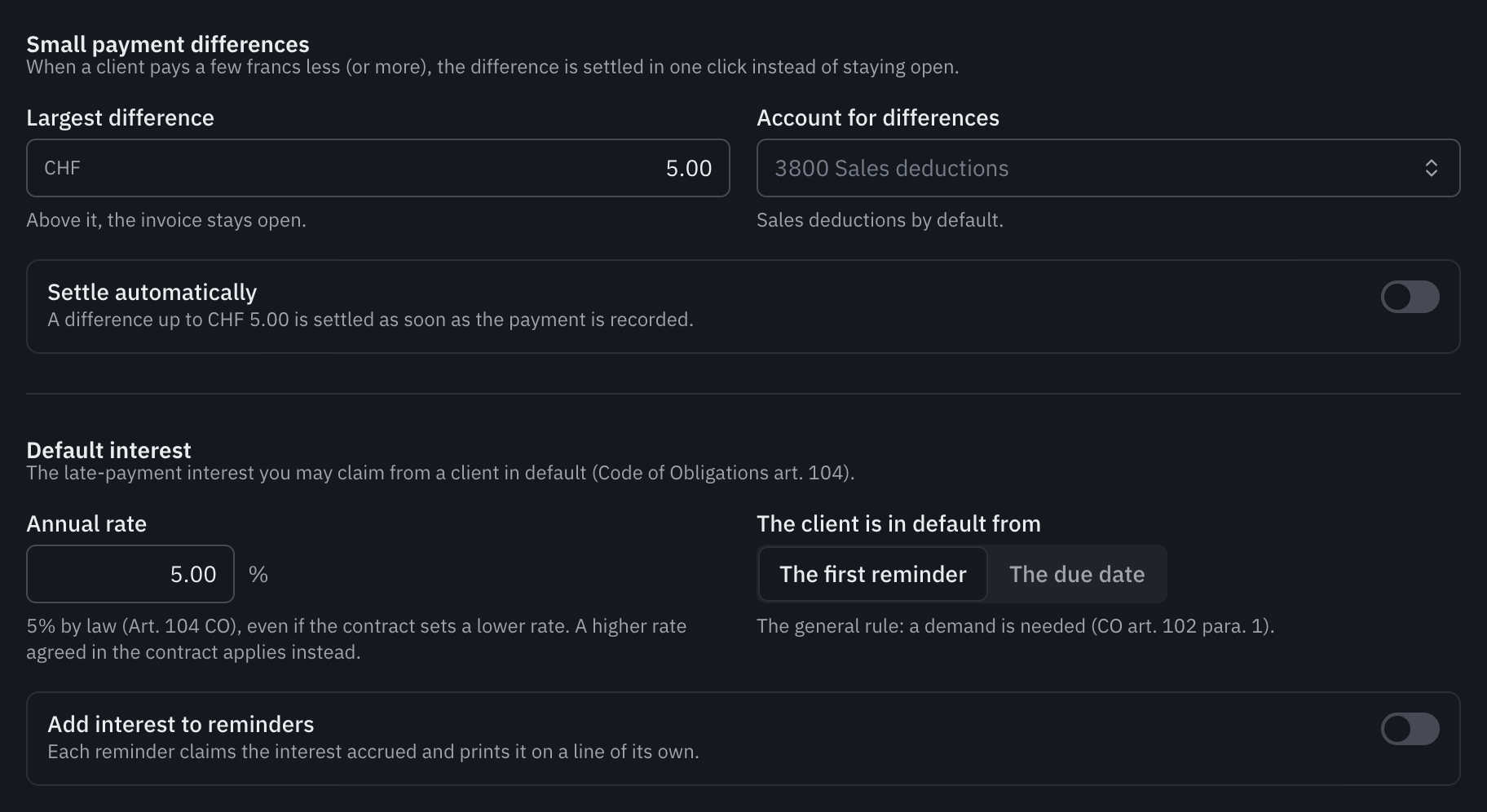 The Differences and default interest section: small payment differences, the annual rate of 5%, default starting at the first reminder and the option to add interest to reminders.