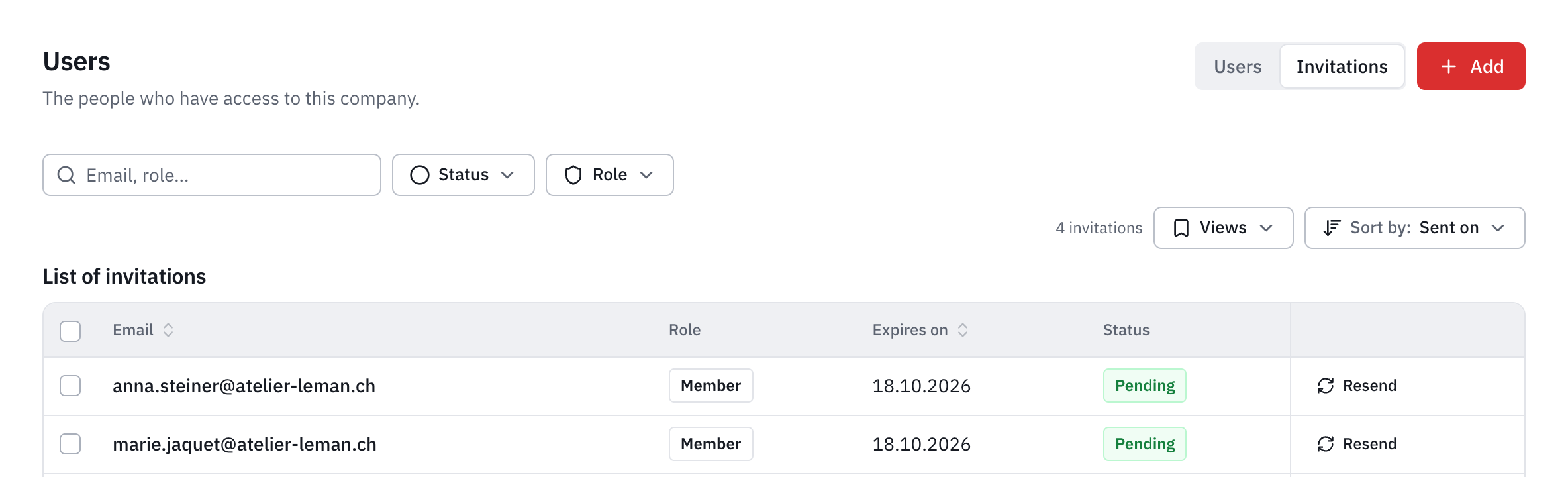The list of invitations: the email, the Viewer role, the expiry date, the Pending status and the Resend button.