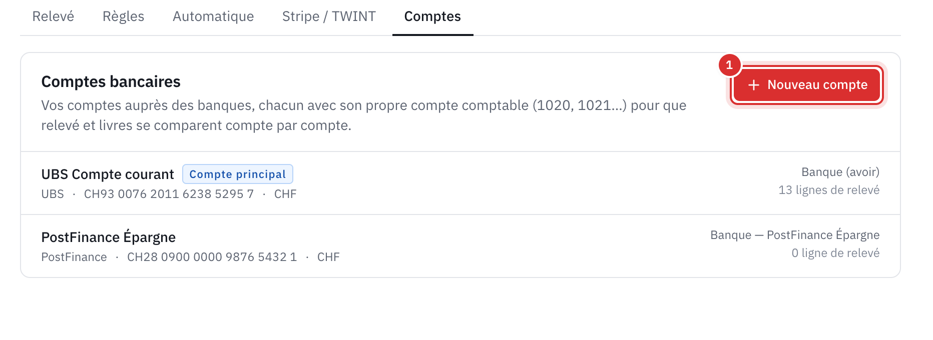 L’onglet Comptes de la banque : UBS Compte courant, marqué Compte principal, et PostFinance Épargne, avec leur IBAN, leur monnaie, leur compte comptable et le nombre de lignes de relevé.