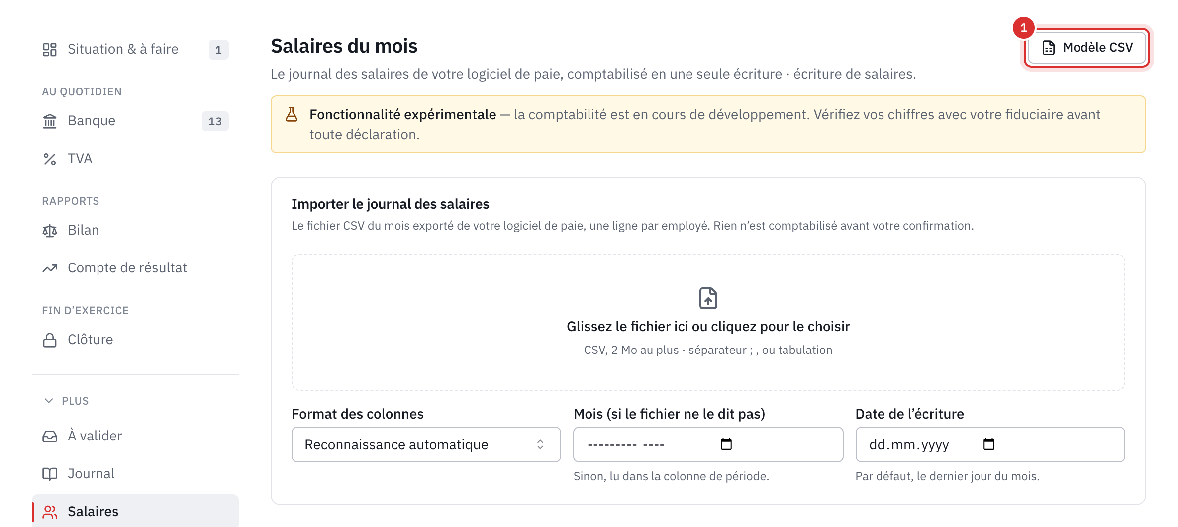 La page Salaires du mois de la comptabilité : la zone pour déposer le journal, le format des colonnes, le mois et la date de l’écriture.