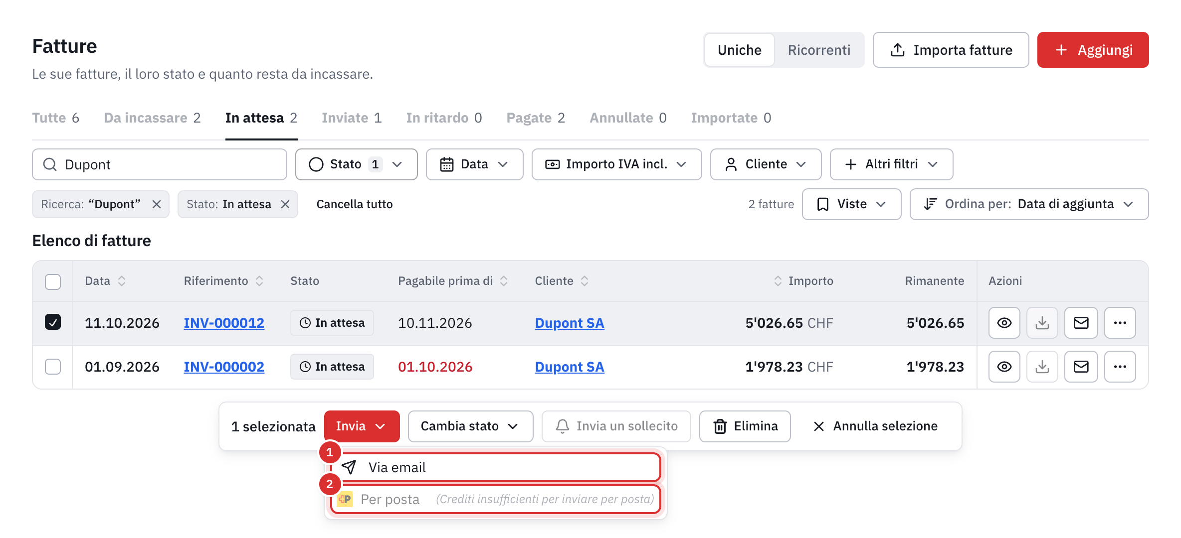 L’elenco delle fatture con una fattura selezionata e il menu Invia aperto: Via email e Per posta.