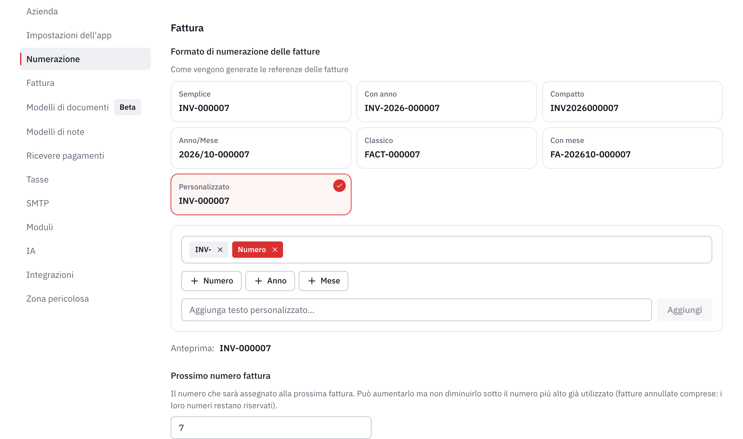L’editor del formato personalizzato: gli elementi del formato, i pulsanti delle variabili e il campo di testo.