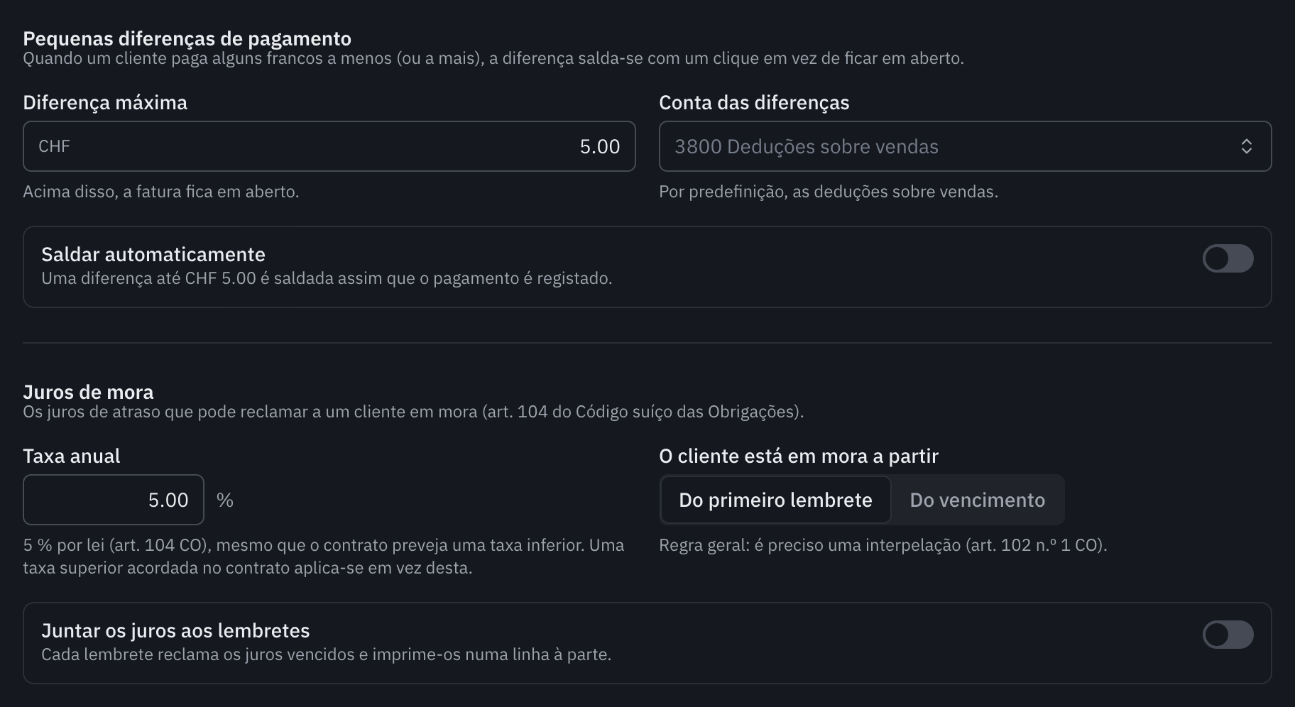 A secção Diferenças e juros de mora: as pequenas diferenças de pagamento, a taxa anual de 5 %, o início da mora no primeiro lembrete e a opção de juntar os juros aos lembretes.