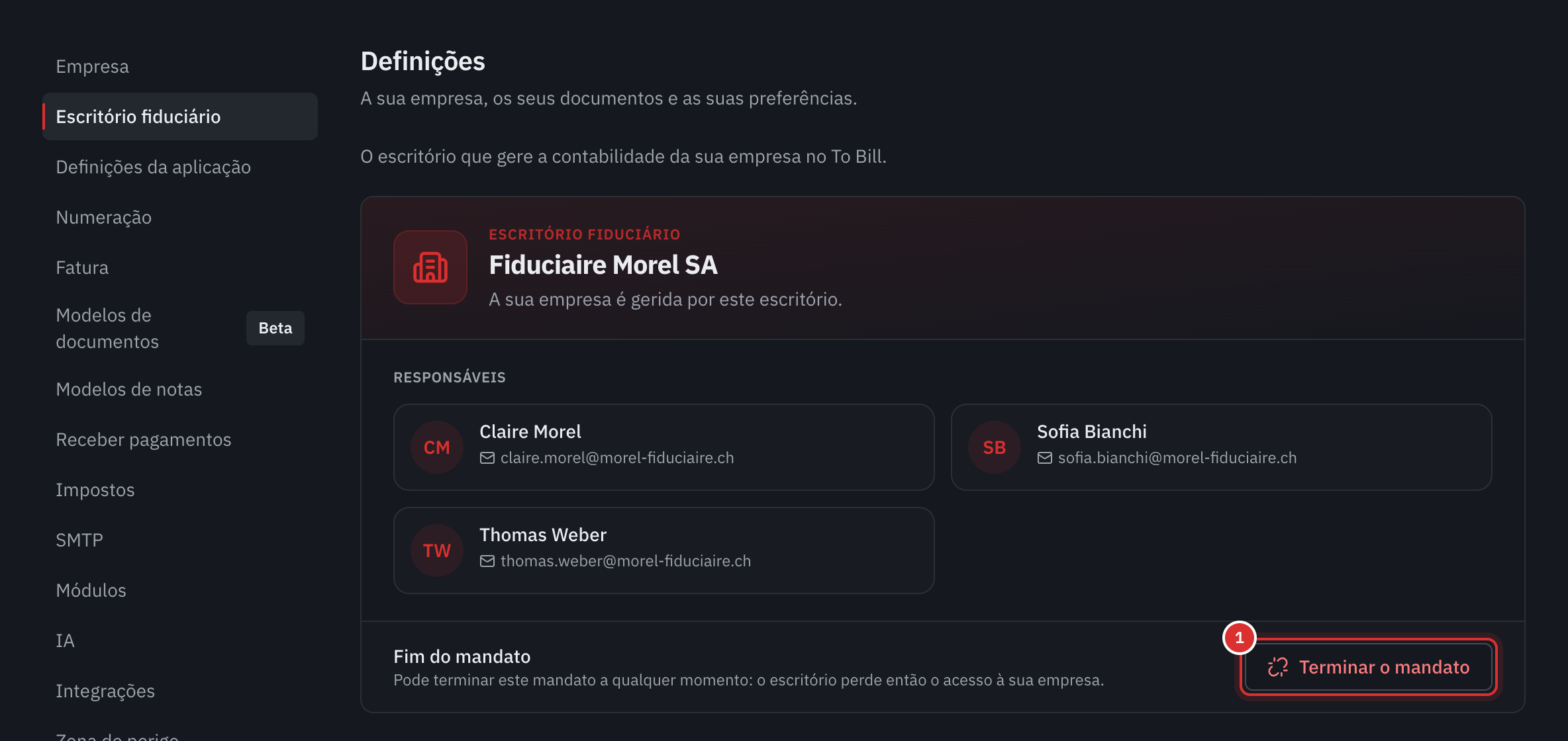A página Escritório fiduciário do cliente: o escritório, os seus responsáveis e o botão Terminar o mandato.