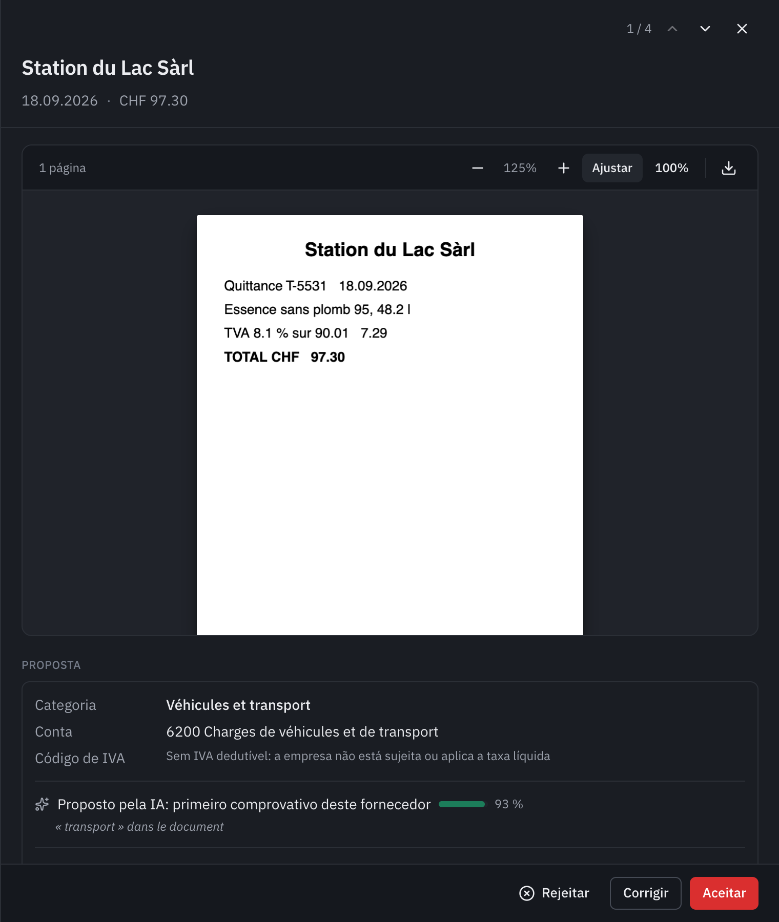 A ficha de um comprovativo: o talão da bomba de gasolina, a proposta Veículos e transporte com a conta 6200, o motivo e os botões Rejeitar, Corrigir e Aceitar.