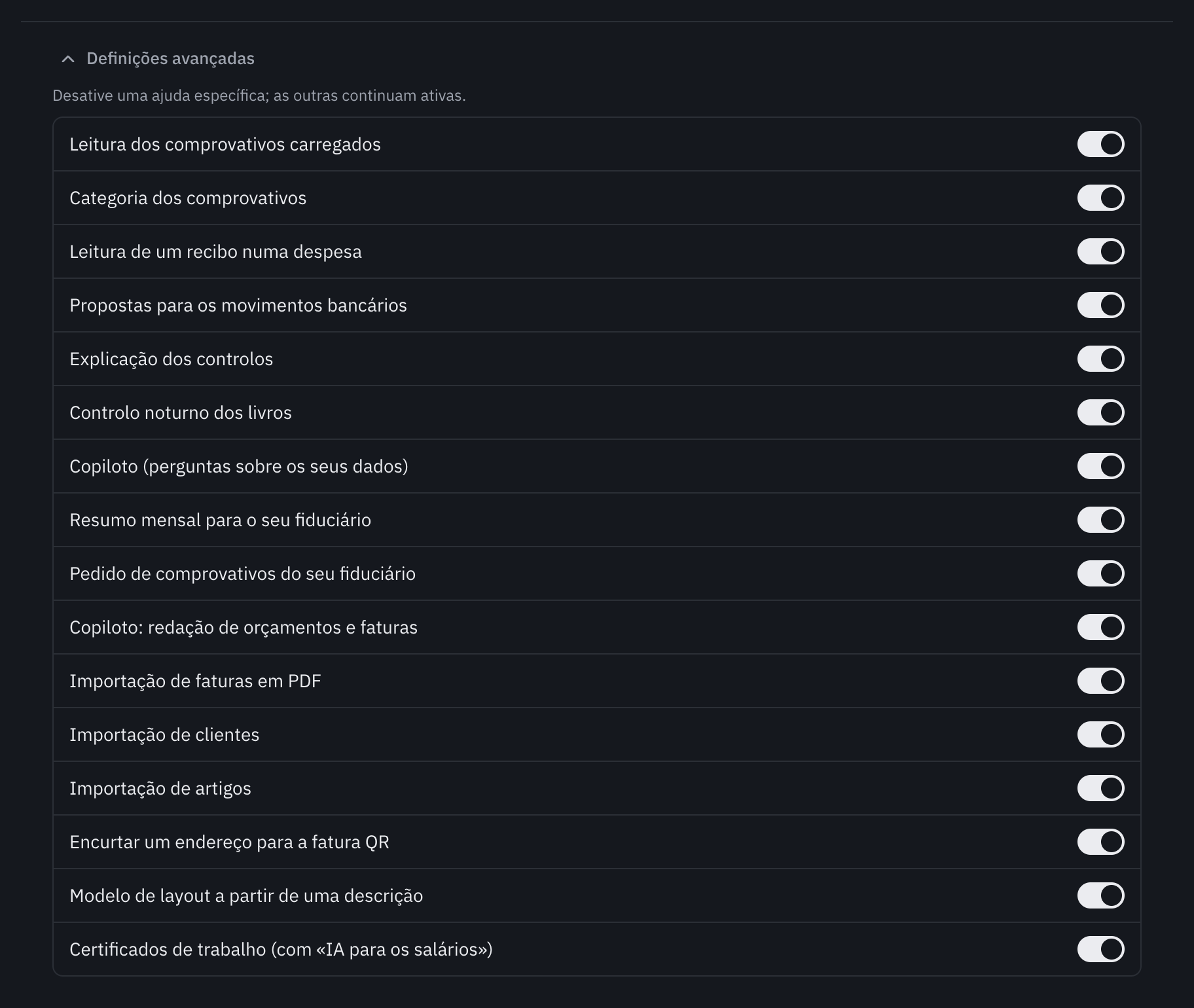 As definições avançadas da IA: um interruptor por ajuda, da leitura dos comprovativos carregados ao modelo de layout.
