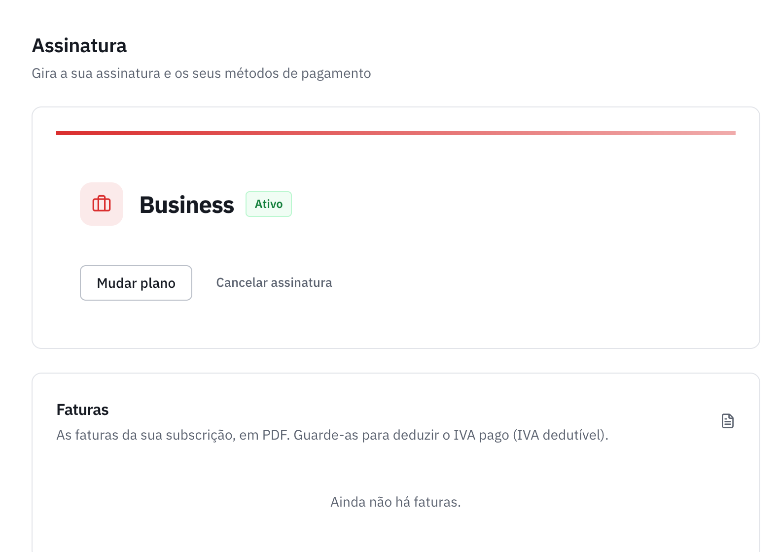 A página Assinatura: o plano ativo, os botões Mudar plano e Cancelar assinatura, e o histórico de pagamentos.