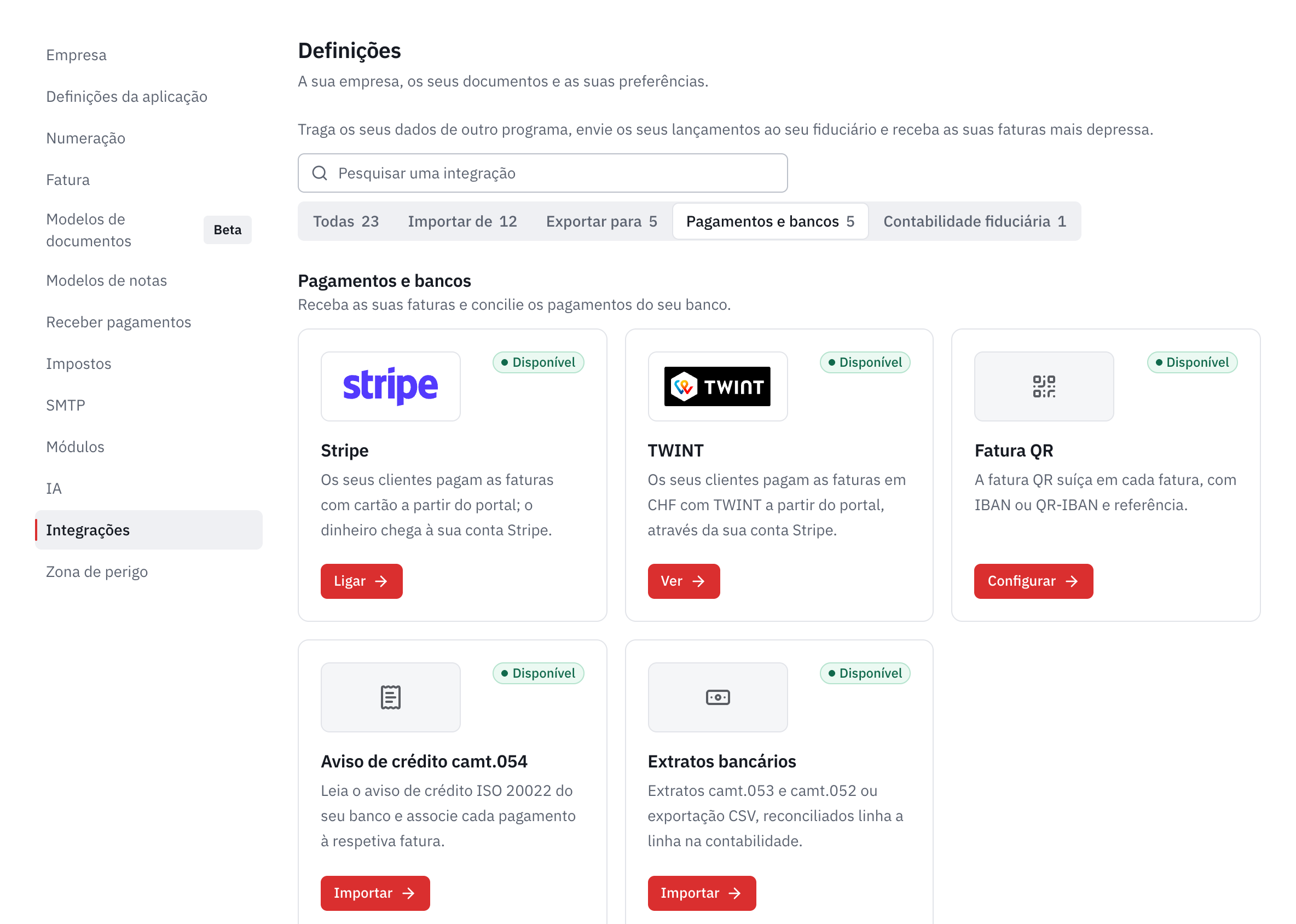 A categoria Pagamentos e bancos: Stripe, TWINT, fatura QR, aviso de crédito camt.054 e extratos bancários.