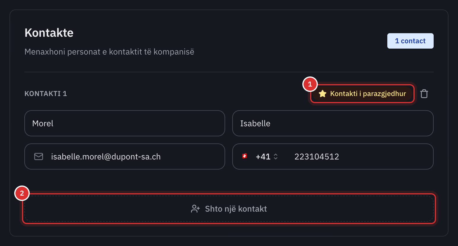 Seksioni Kontakte i kartelës së një kompanie, me një kontakt të parazgjedhur dhe butonin Shto një kontakt.
